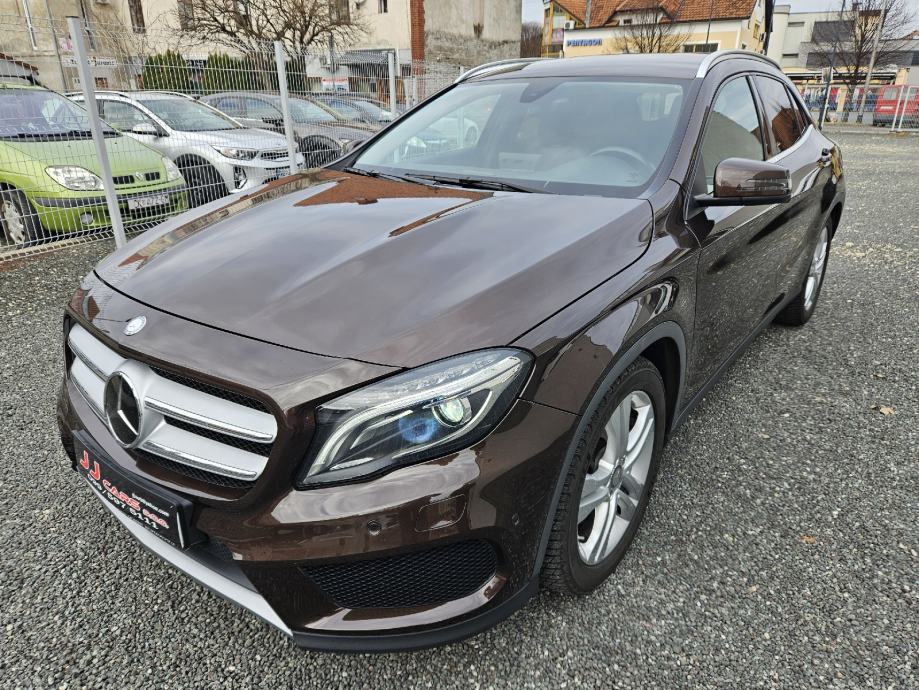 Mercedes-Benz GLA 200 d 4MATIC