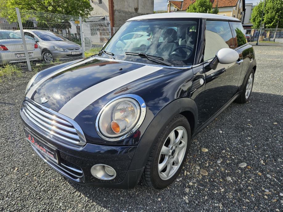 MINI Cooper Cooper D